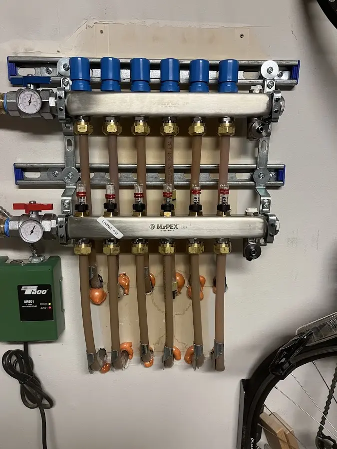 Plumber performing Leak Detection at a residential property in San Miguel